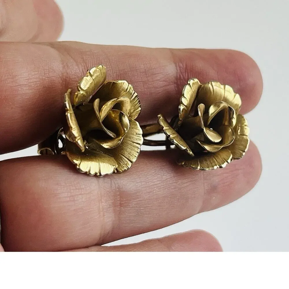Lisner Open Rose Flower Clip On Earrings Gold Tone Jewelry Vintage Granny 3D Chu - Picture 4 of 13